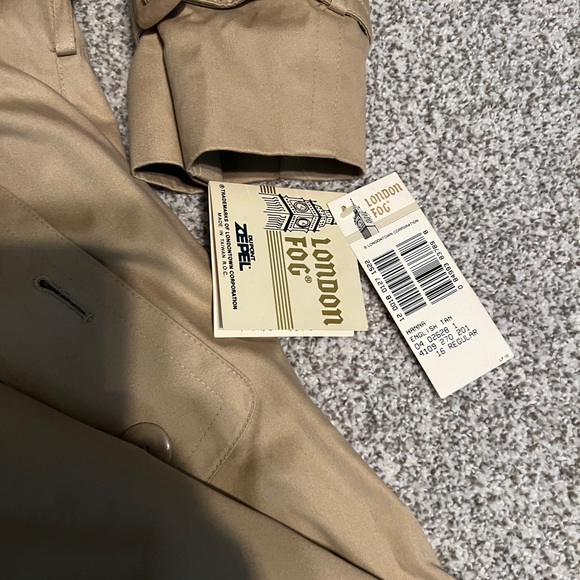 London Fog Hanna English tan size 16 regular coat. Detachable lining. - Picture 4 of 6